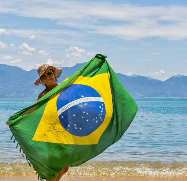 Destinos para quem busca praia e sol no Brasil Guia do Mundo viagens viajar roteiros Capa Web Stories