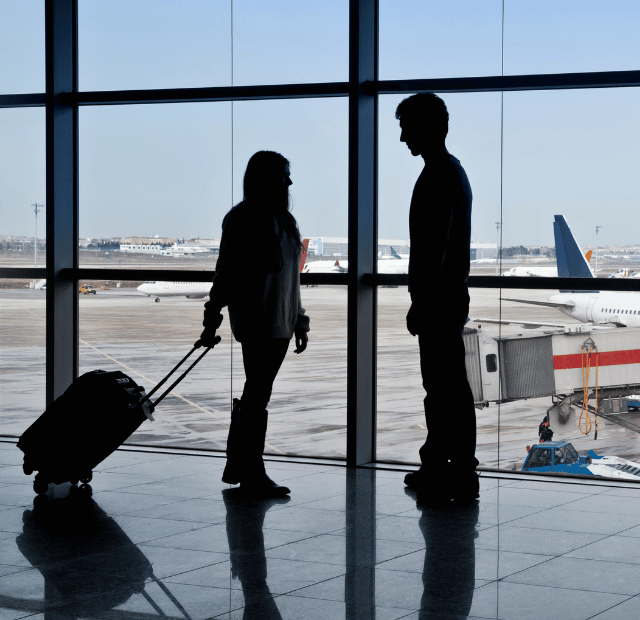 Os 5 Golpes Mais Comuns Contra Turistas Guia do Mundo viagens viajar roteiros Capa Web Stories