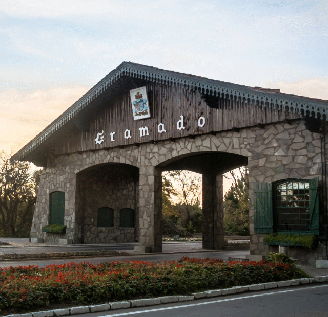 Quanto Custa Viajar para Gramado em 2025 Guia do Mundo viagens viajar roteiros Capa Web Stories