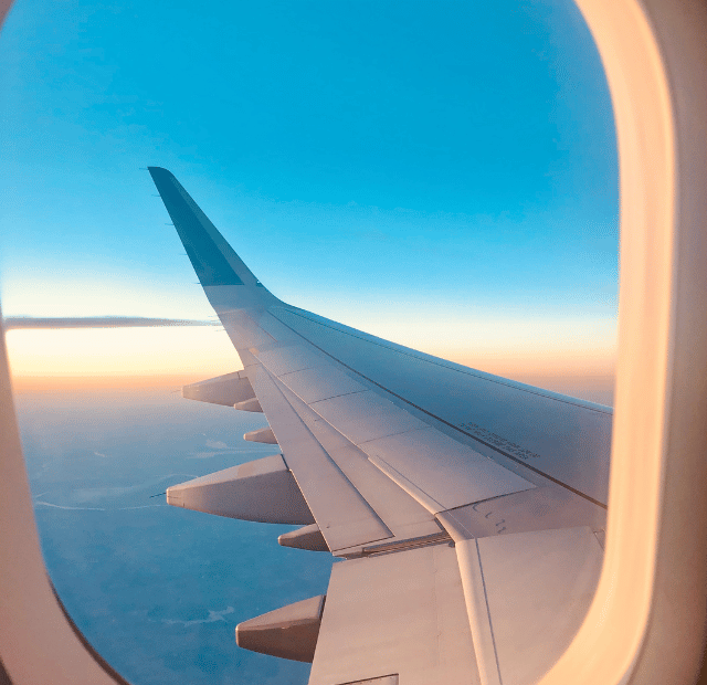 Sempre Sente Frio no Avião Existe um Motivo Importante para Isso Guia do Mundo viagens viajar roteiros Capa Web Stories