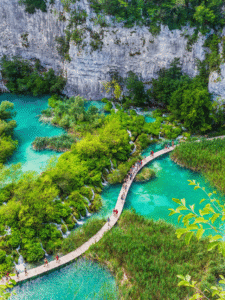 Como Posso Visitar os Lagos de Plitvice, Croácia Guia do Mundo viagens viajar roteiros Capa Web Stories