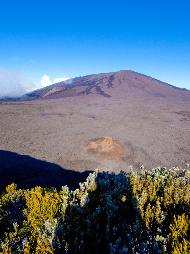 Como fazer trilhas no vulcão ativo da Ilha da Reunião?