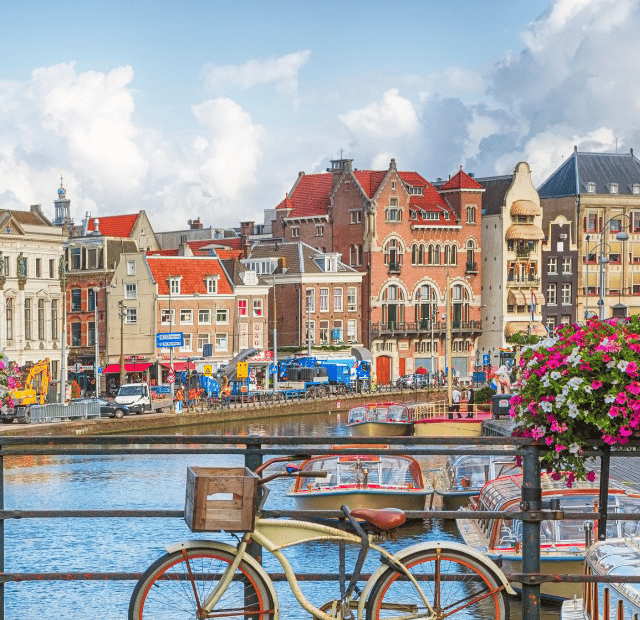 Como posso andar de bicicleta em Amsterdã Guia do Mundo viagens viajar roteiros Capa Web Stories (1)