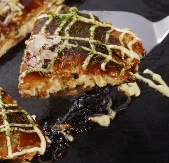 Como provar o melhor Okonomiyaki de Osaka Guia do Mundo viagens viajar roteiros Capa Web Stories