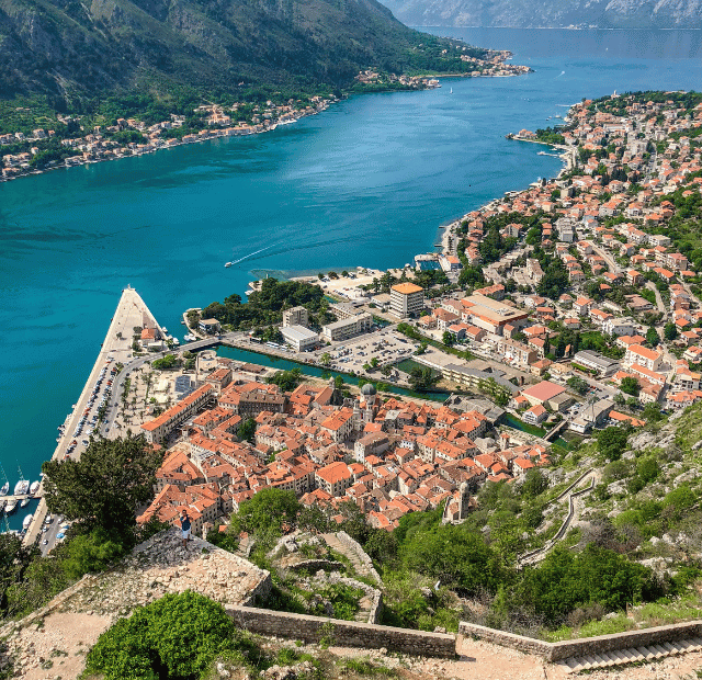 Como visitar Montenegro (Bálcãs) gastando pouco Guia do Mundo viagens viajar roteiros Capa Web Stories