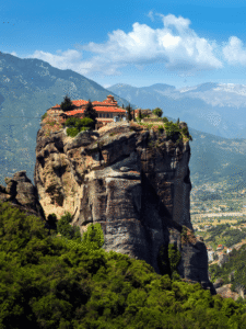 Como visitar os Mosteiros de Meteora na Grécia Guia do Mundo viagens viajar roteiros Capa Web Stories