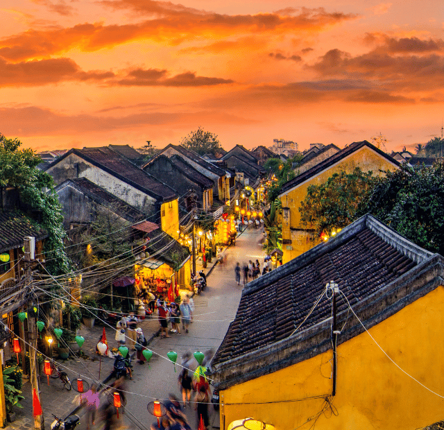 Qual é a cidade das lanternas no Vietnã Guia do Mundo viagens viajar roteiros Capa Web Stories